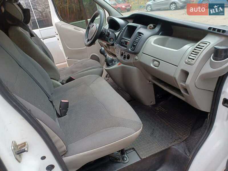 Грузовой фургон Opel Vivaro 2010 в Одессе фото 3 Грузовой фургон Opel Vivaro 2010 в Одессе