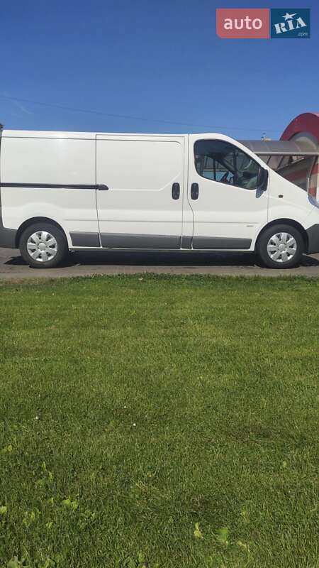 Грузовой фургон Opel Vivaro 2011 в Киеве фото 6 Грузовой фургон Opel Vivaro 2011 в Киеве