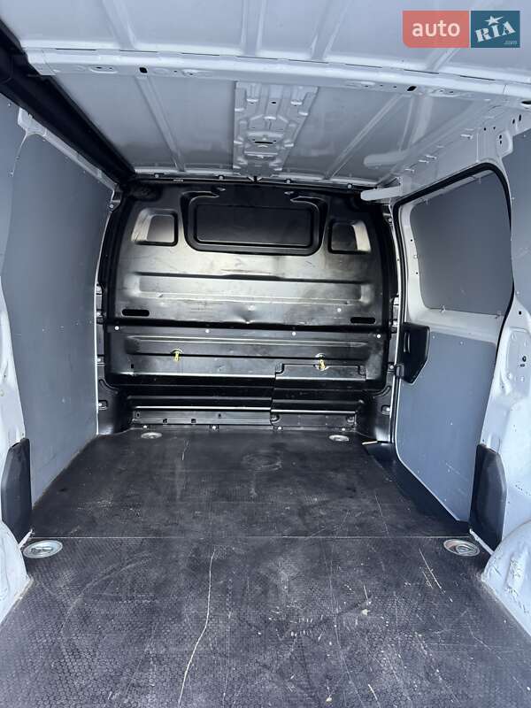 Грузовой фургон Opel Vivaro 2022 в Ровно фото 36 Грузовой фургон Opel Vivaro 2022 в Ровно
