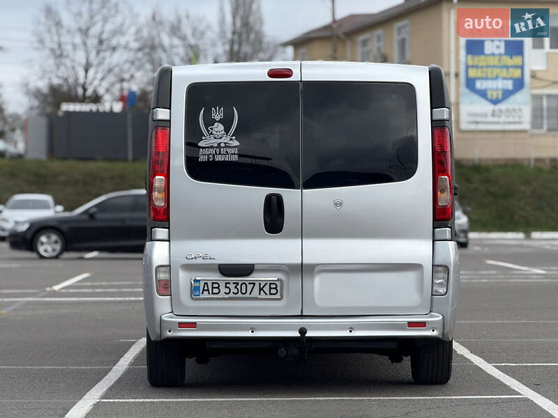 Минивэн Opel Vivaro 2009 в Виннице