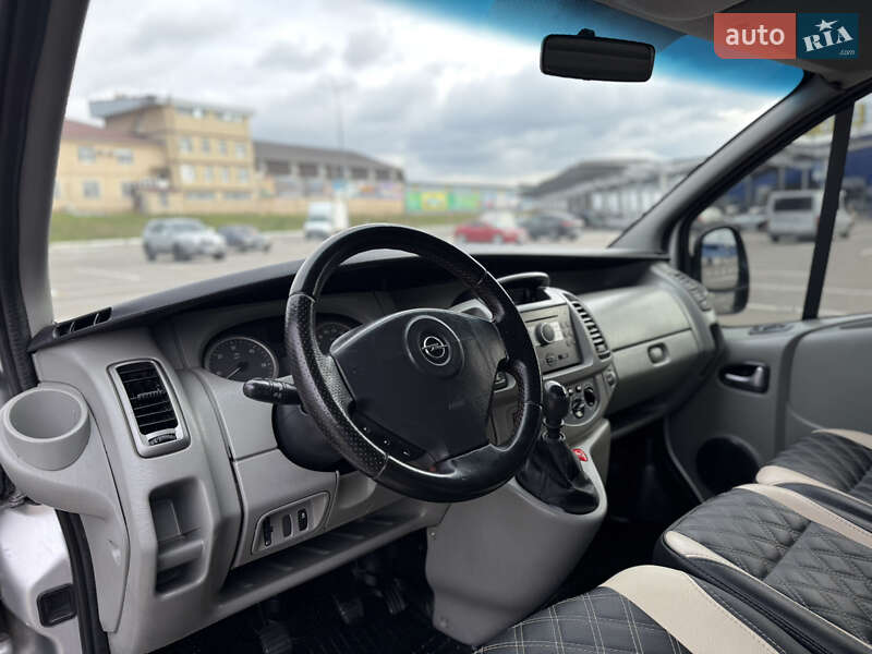 Минивэн Opel Vivaro 2009 в Виннице