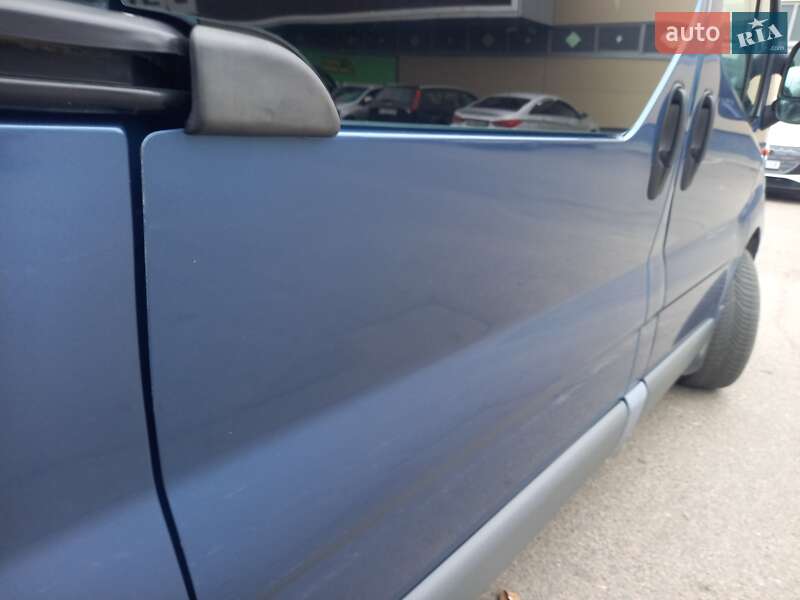 Минивэн Opel Vivaro 2011 в Черкассах