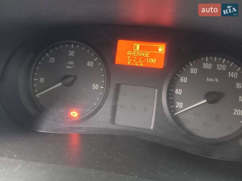 Минивэн Opel Vivaro 2011 в Черкассах