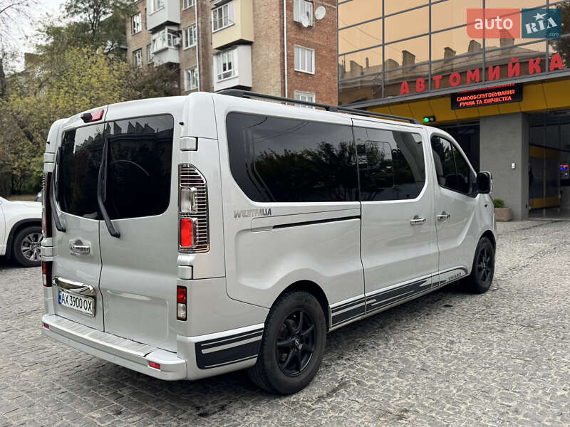 Минивэн Opel Vivaro 2017 в Харькове