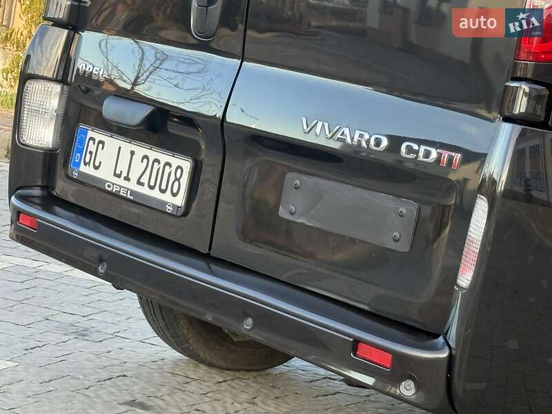 Минивэн Opel Vivaro 2011 в Дрогобыче