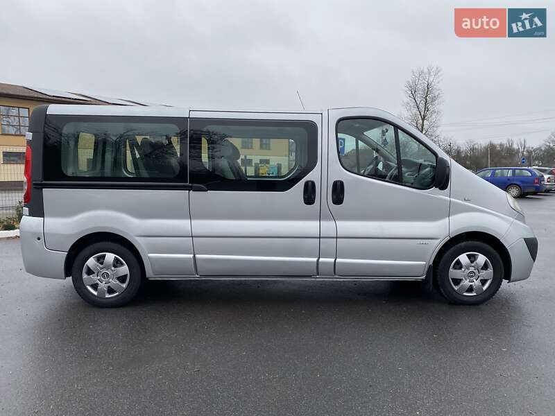 Минивэн Opel Vivaro 2013 в Виннице