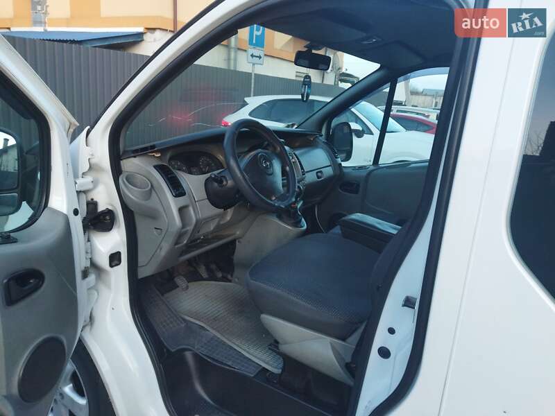 Минивэн Opel Vivaro 2006 в Киеве