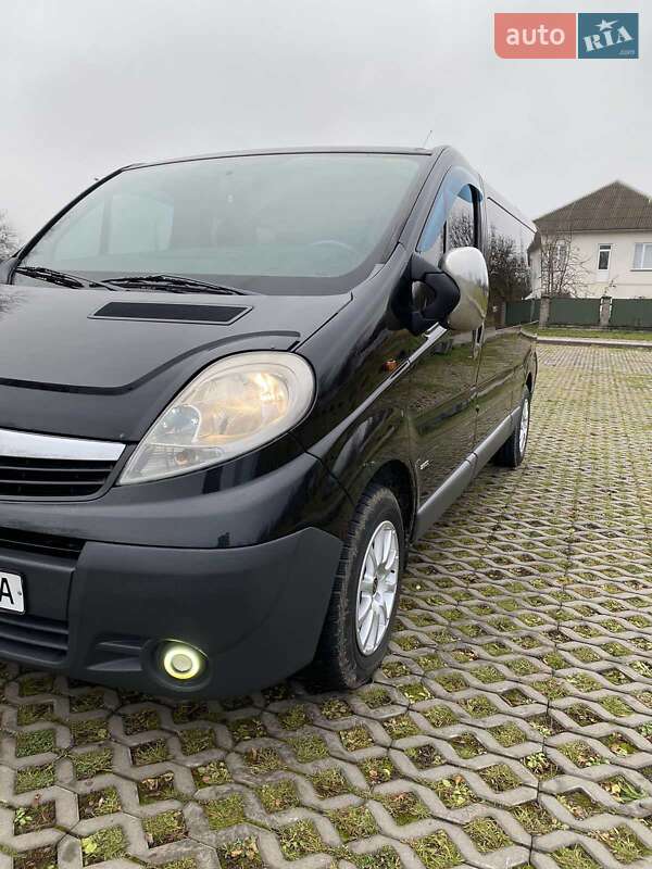 Минивэн Opel Vivaro 2008 в Коломые