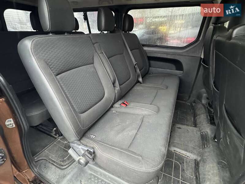 Минивэн Opel Vivaro 2017 в Киеве