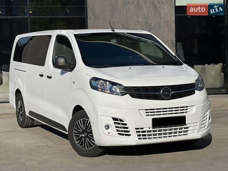 Мінівен Opel Vivaro 2019 в Ужгороді