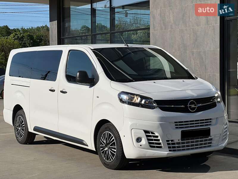 Мінівен Opel Vivaro 2019 в Ужгороді