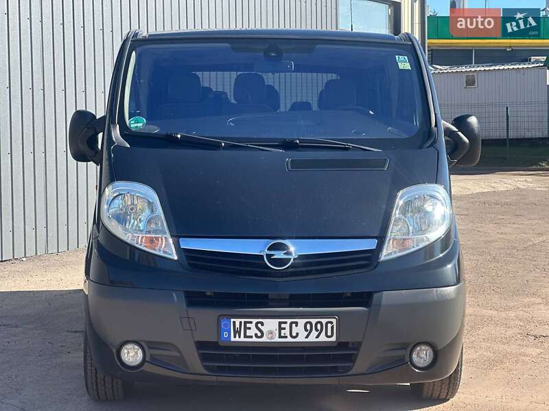 Мінівен Opel Vivaro 2008 в Дубні