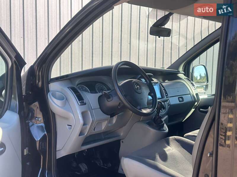 Мінівен Opel Vivaro 2008 в Дубні