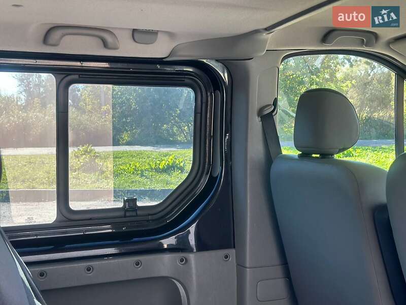 Мінівен Opel Vivaro 2008 в Дубні