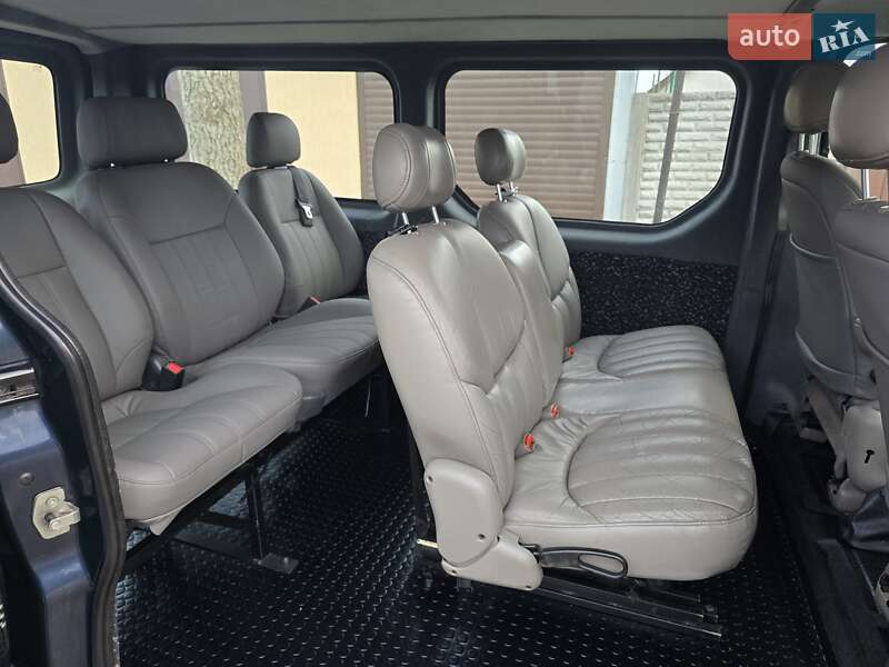 Мінівен Opel Vivaro 2006 в Запоріжжі