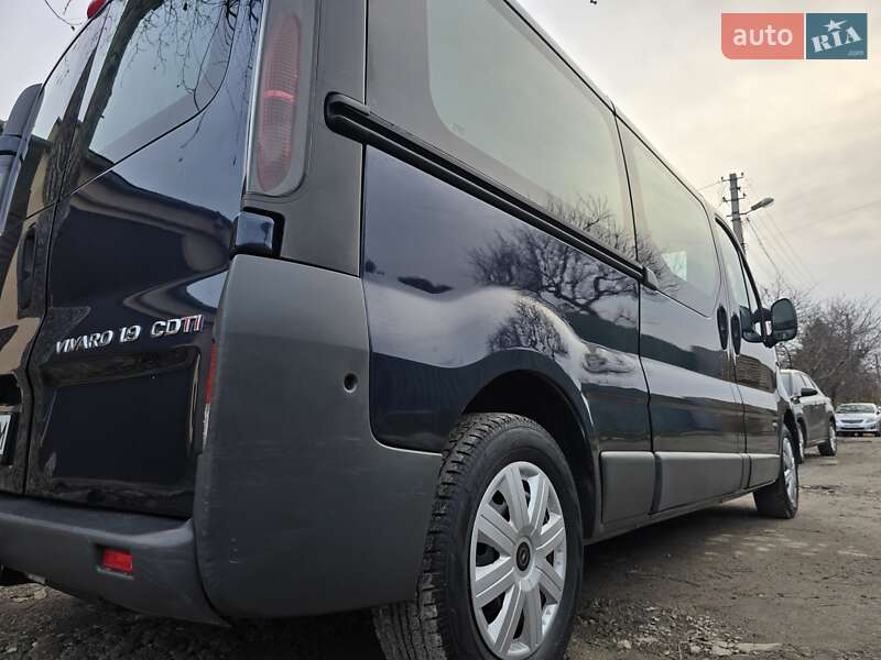 Мінівен Opel Vivaro 2006 в Запоріжжі