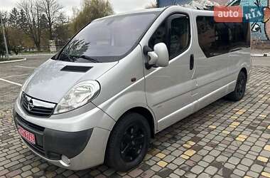 Мінівен Opel Vivaro 2013 в Луцьку