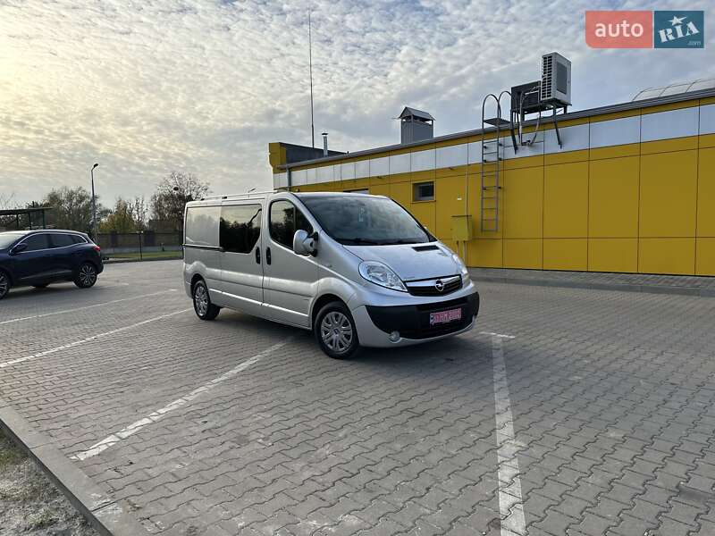 Opel Vivaro 2013