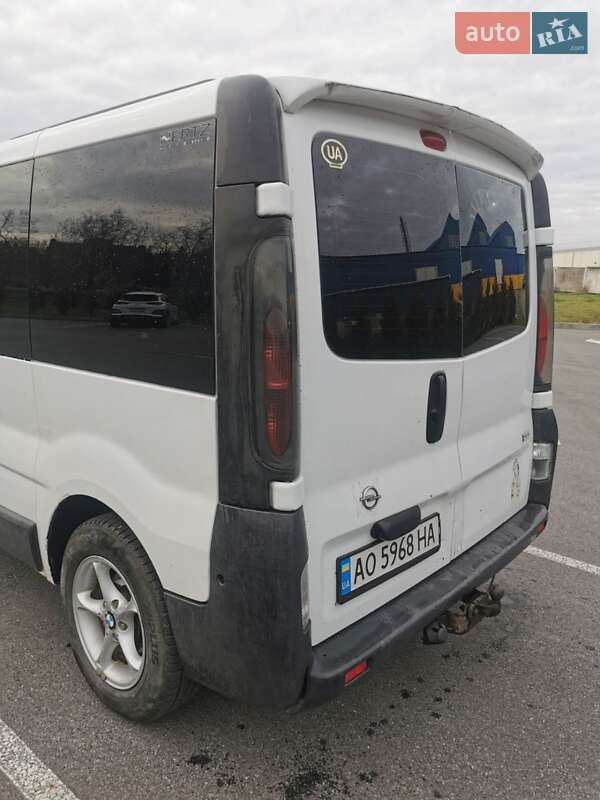 Минивэн Opel Vivaro 2004 в Хмельнике