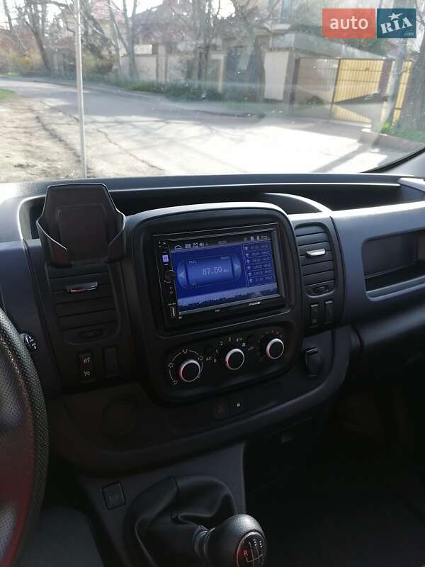 Грузовой фургон Opel Vivaro 2014 в Одессе