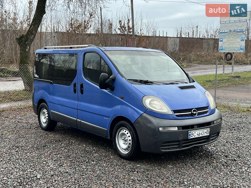 Мінівен Opel Vivaro 2003 в Шептицькому