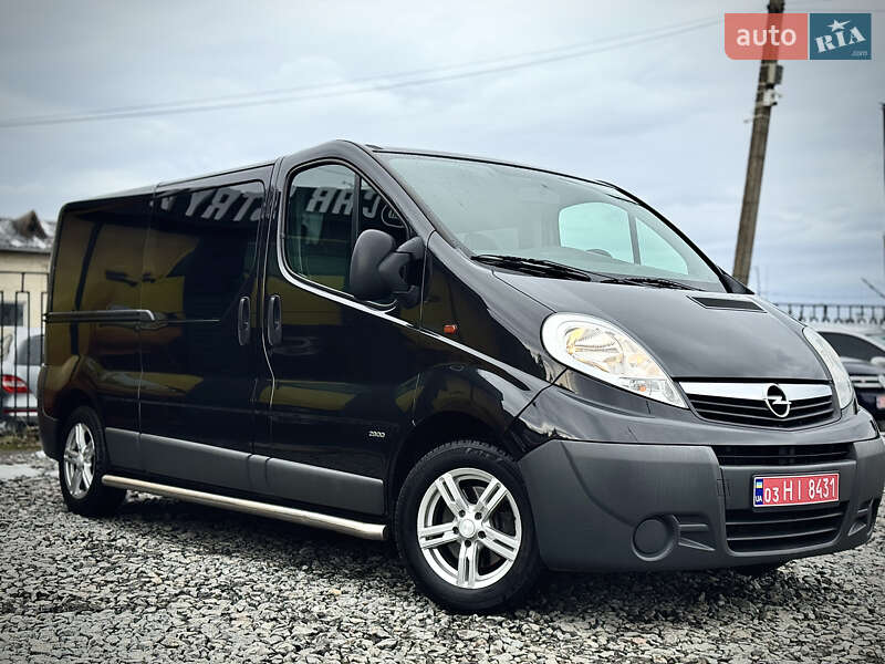 Минивэн Opel Vivaro 2012 в Стрые