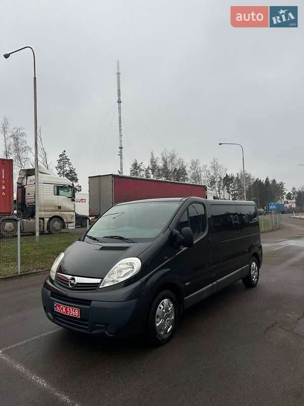 Минивэн Opel Vivaro 2014 в Ковеле
