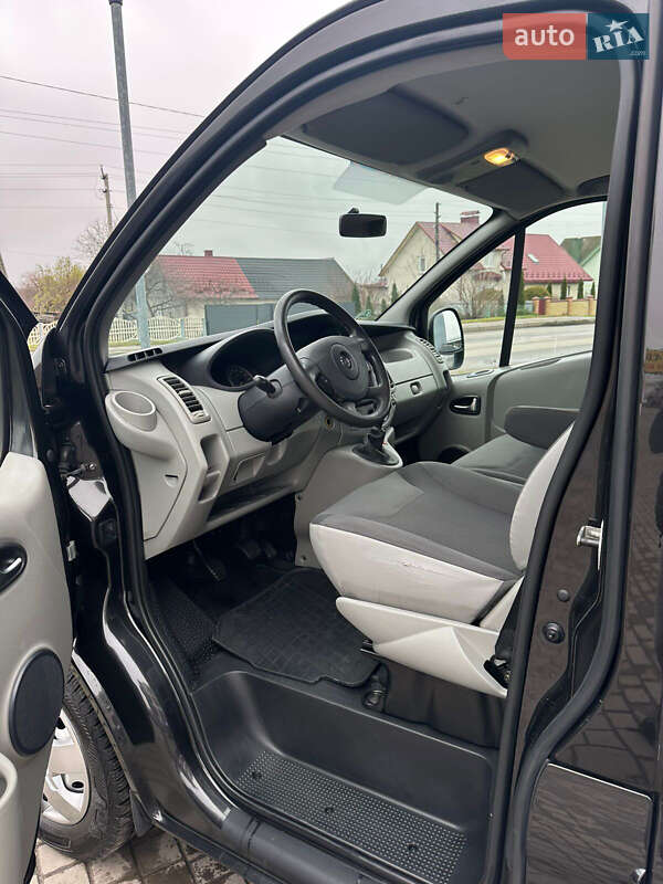 Минивэн Opel Vivaro 2014 в Ковеле