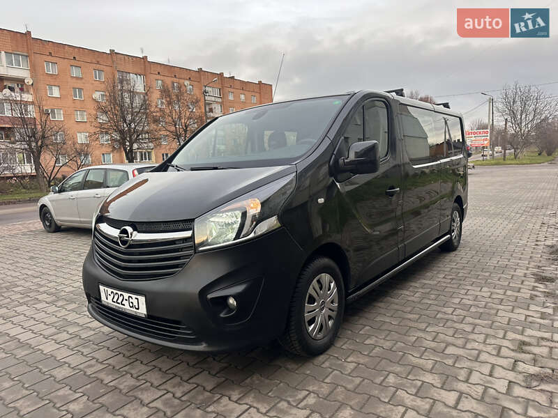 Мінівен Opel Vivaro 2017 в Дубні