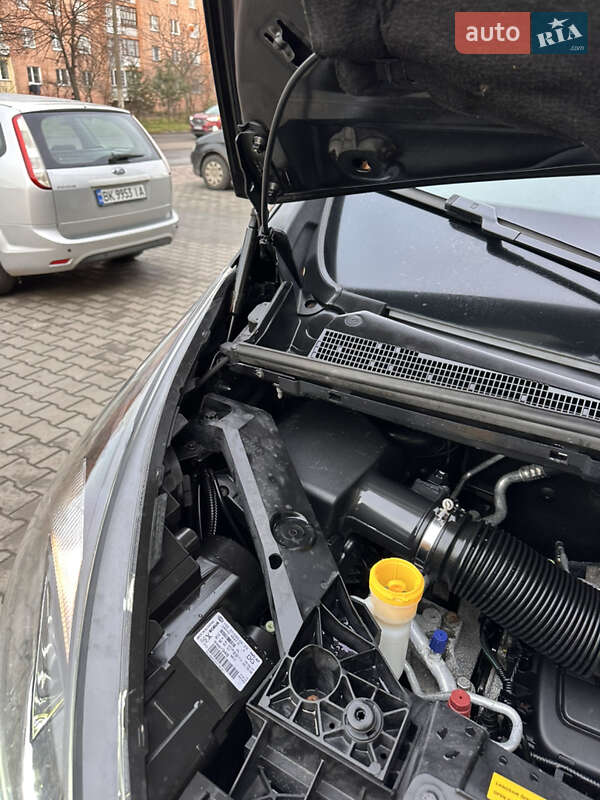 Мінівен Opel Vivaro 2017 в Дубні