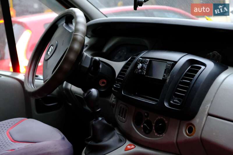 Грузовой фургон Opel Vivaro 2007 в Киеве