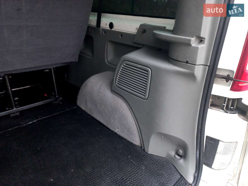 Минивэн Opel Vivaro 2010 в Ковеле