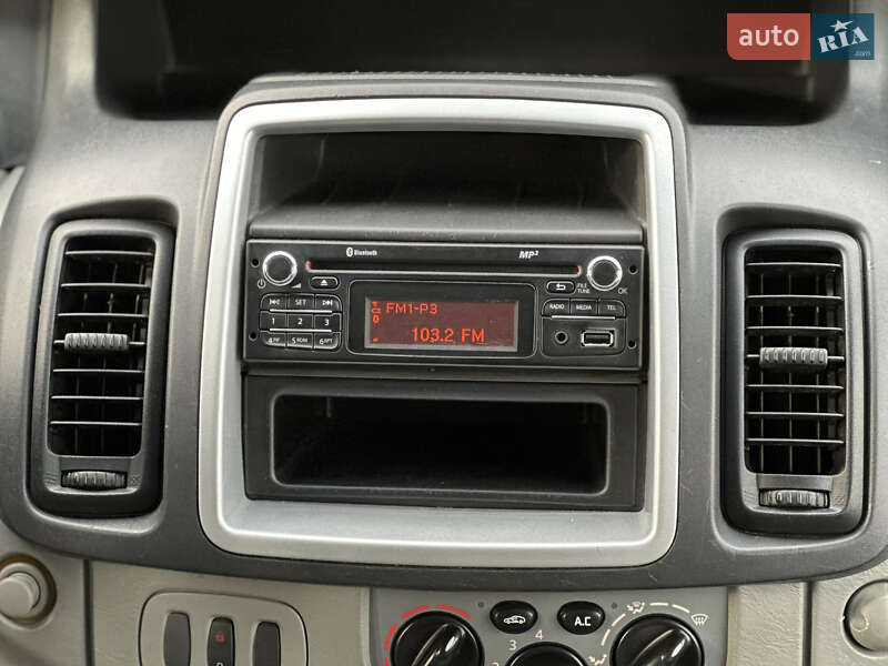 Мінівен Opel Vivaro 2013 в Чернівцях