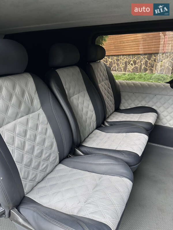 Минивэн Opel Vivaro 2010 в Самборе