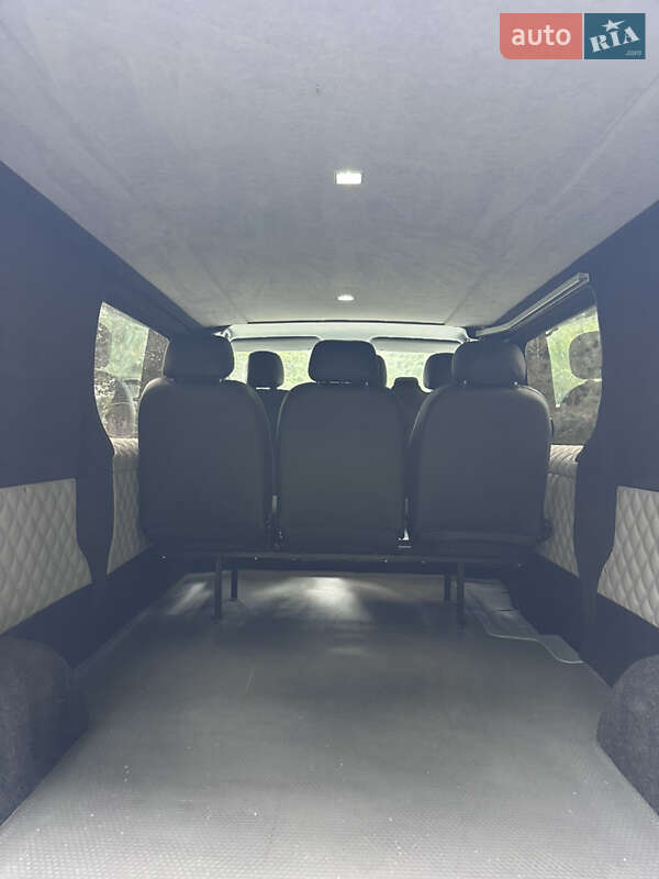 Минивэн Opel Vivaro 2010 в Самборе