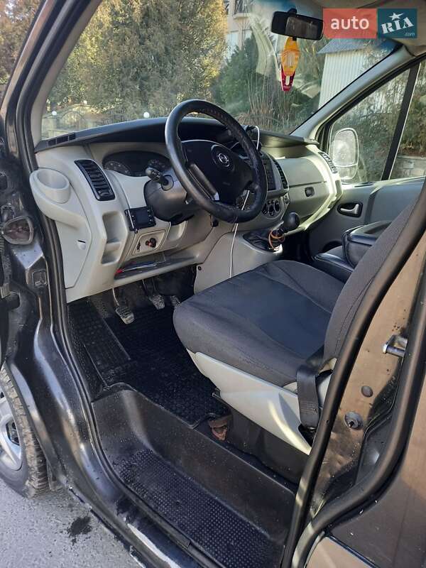 Мінівен Opel Vivaro 2006 в Надвірній фото 5 Мінівен Opel Vivaro 2006 в Надвірній