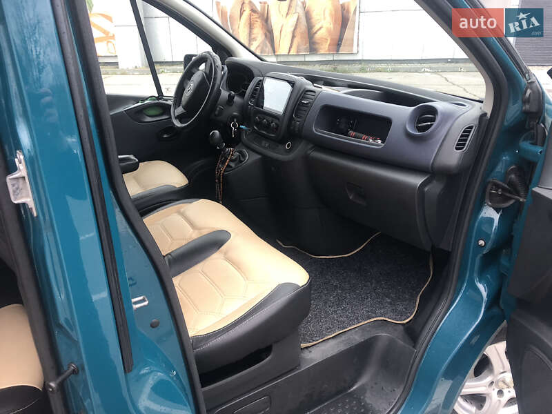 Минивэн Opel Vivaro 2014 в Львове