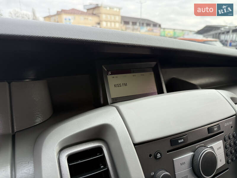 Мінівен Opel Vivaro 2008 в Вінниці