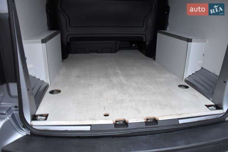 Минивэн Opel Vivaro 2019 в Дрогобыче фото 70 Минивэн Opel Vivaro 2019 в Дрогобыче