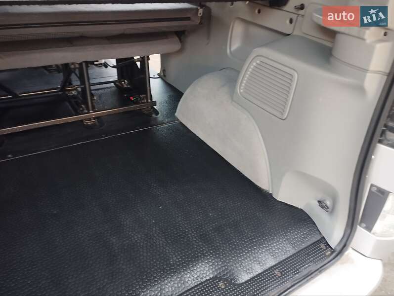 Opel Vivaro 2010 Opel Vivaro 2010