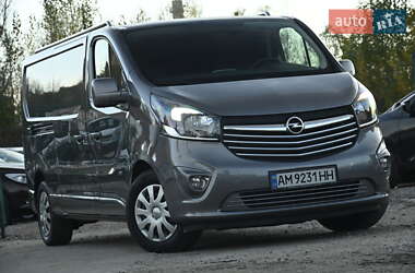 Грузовой фургон Opel Vivaro 2015 в Бердичеве