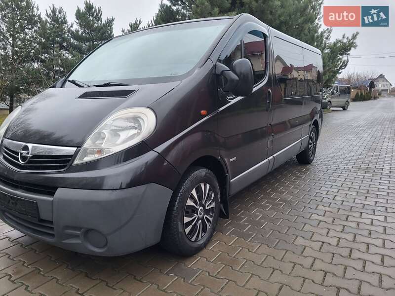Мінівен Opel Vivaro 2007 в Хмельницькому