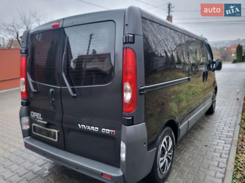 Мінівен Opel Vivaro 2007 в Хмельницькому