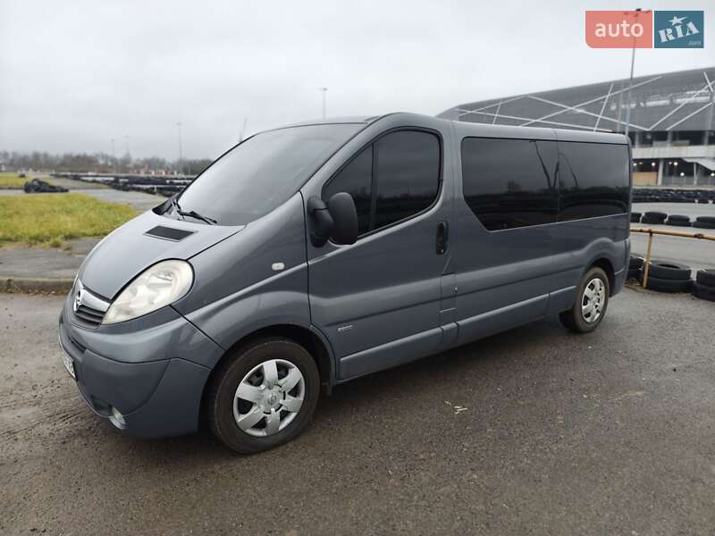 Минивэн Opel Vivaro 2014 в Львове