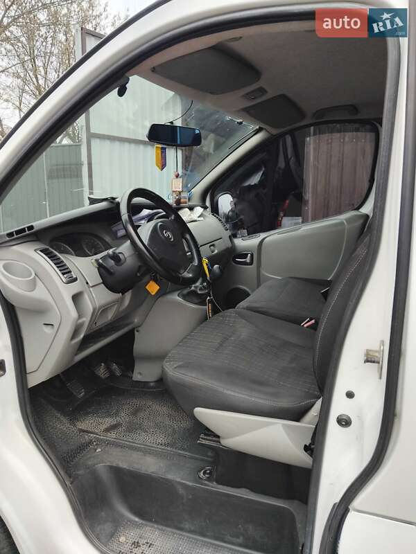Минивэн Opel Vivaro 2009 в Гостомеле фото 5 Минивэн Opel Vivaro 2009 в Гостомеле