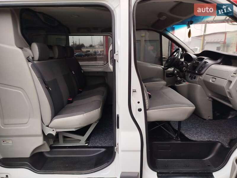 Минивэн Opel Vivaro 2013 в Виннице