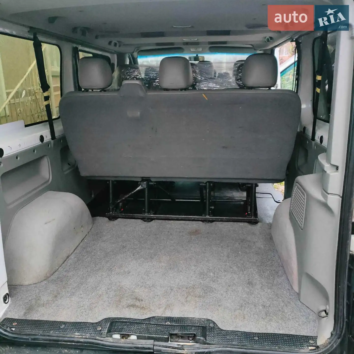 2011 Opel Vivaro - мініатюра 11