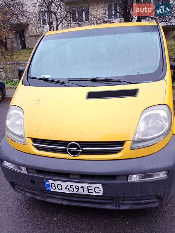 Opel Vivaro 2004 Opel Vivaro 2004