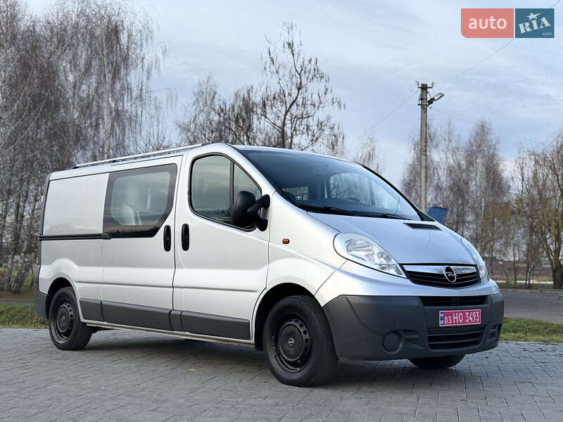 Opel Vivaro 2013 Opel Vivaro 2013
