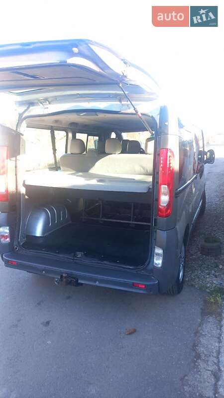 Мінівен Opel Vivaro 2011 в Івано-Франківську